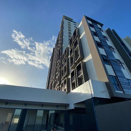 Elijah Hotel Дасмариньяс Экстерьер фото