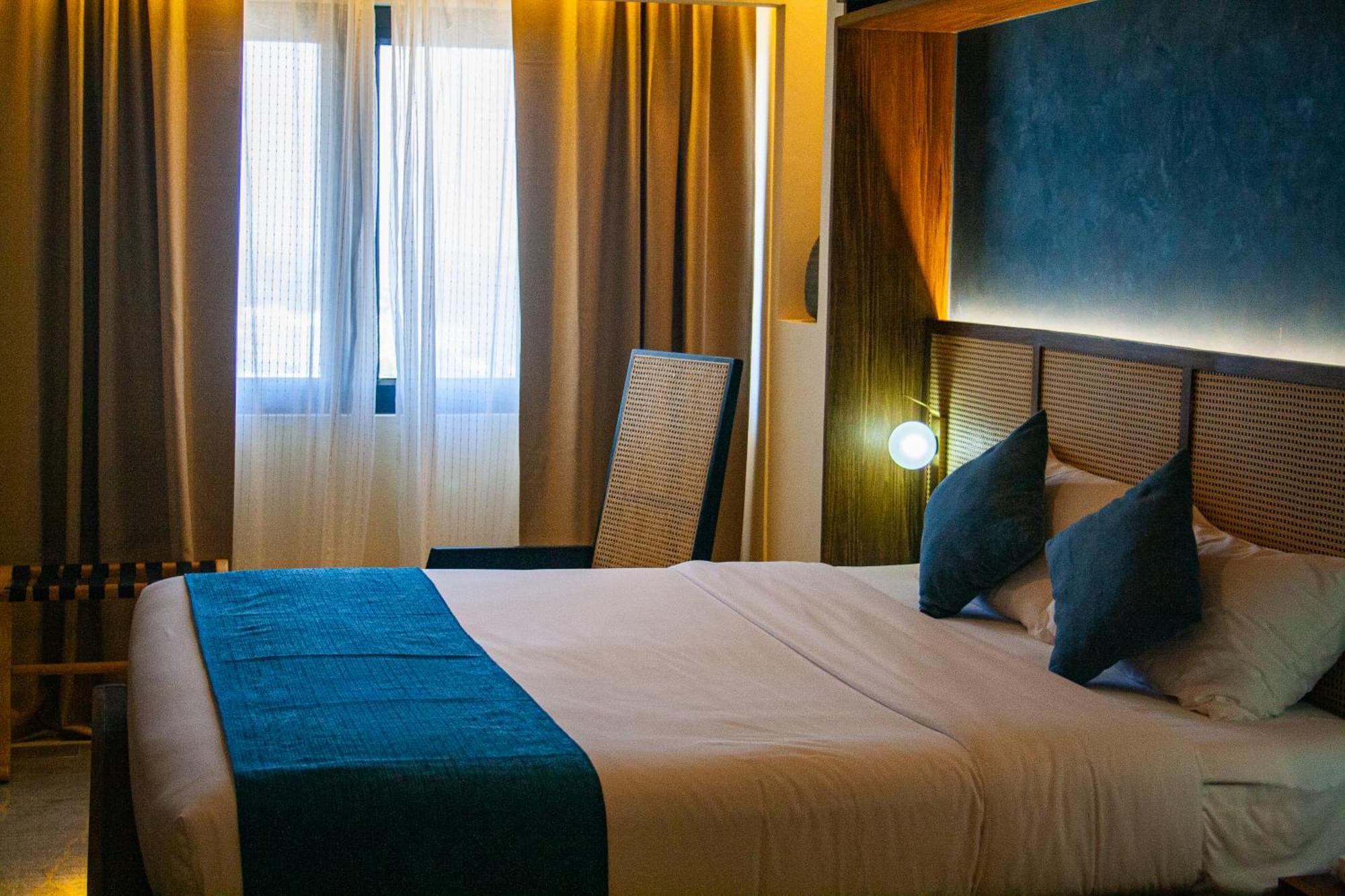 Elijah Hotel Дасмариньяс Экстерьер фото