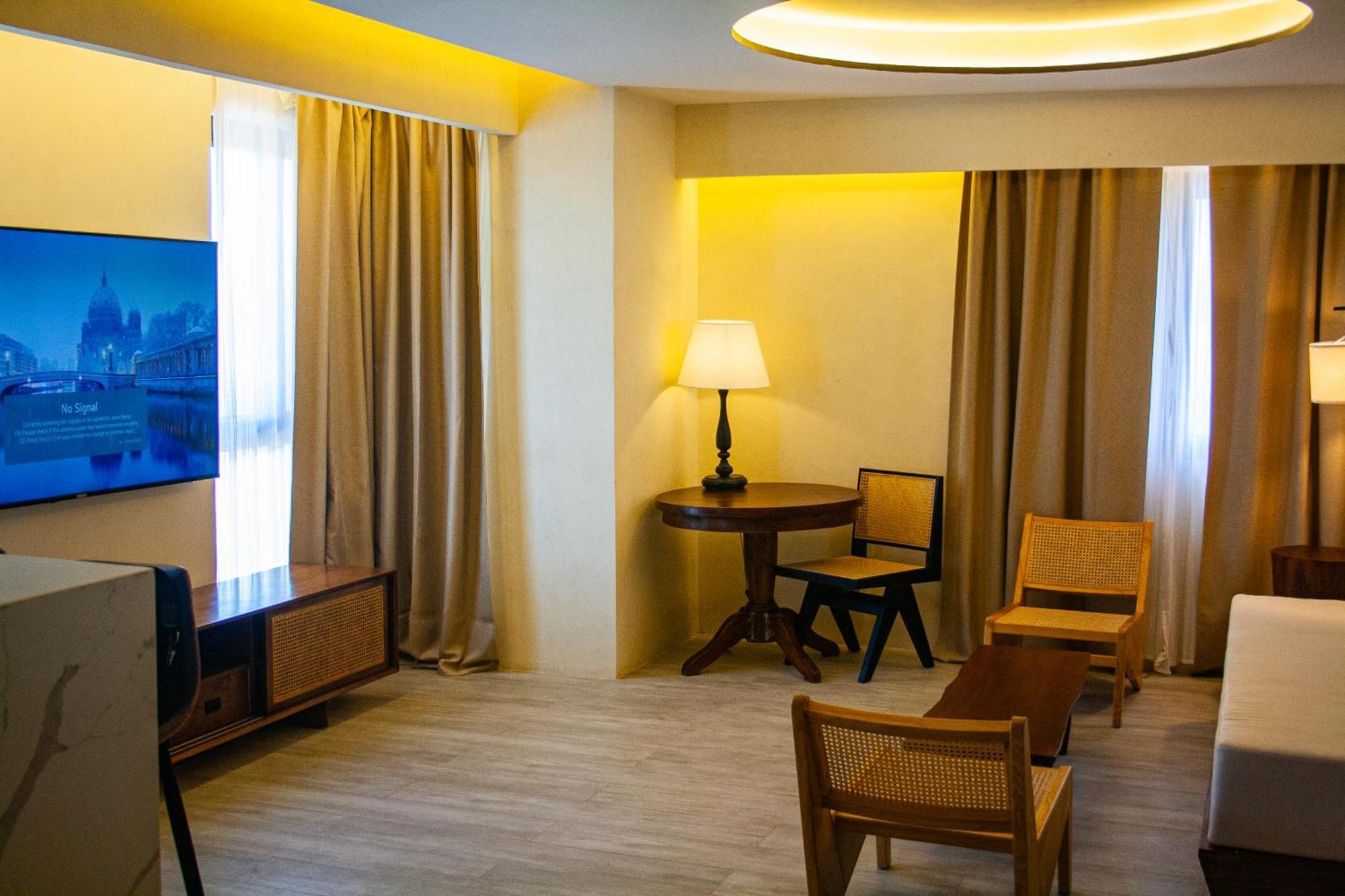Elijah Hotel Дасмариньяс Экстерьер фото