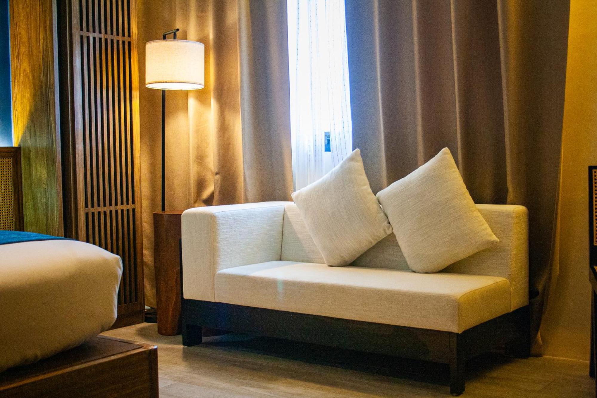 Elijah Hotel Дасмариньяс Экстерьер фото